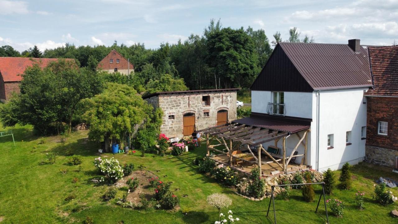 Róże i Jabłonie Agroturystyka Gryfów Slaski Exterior foto