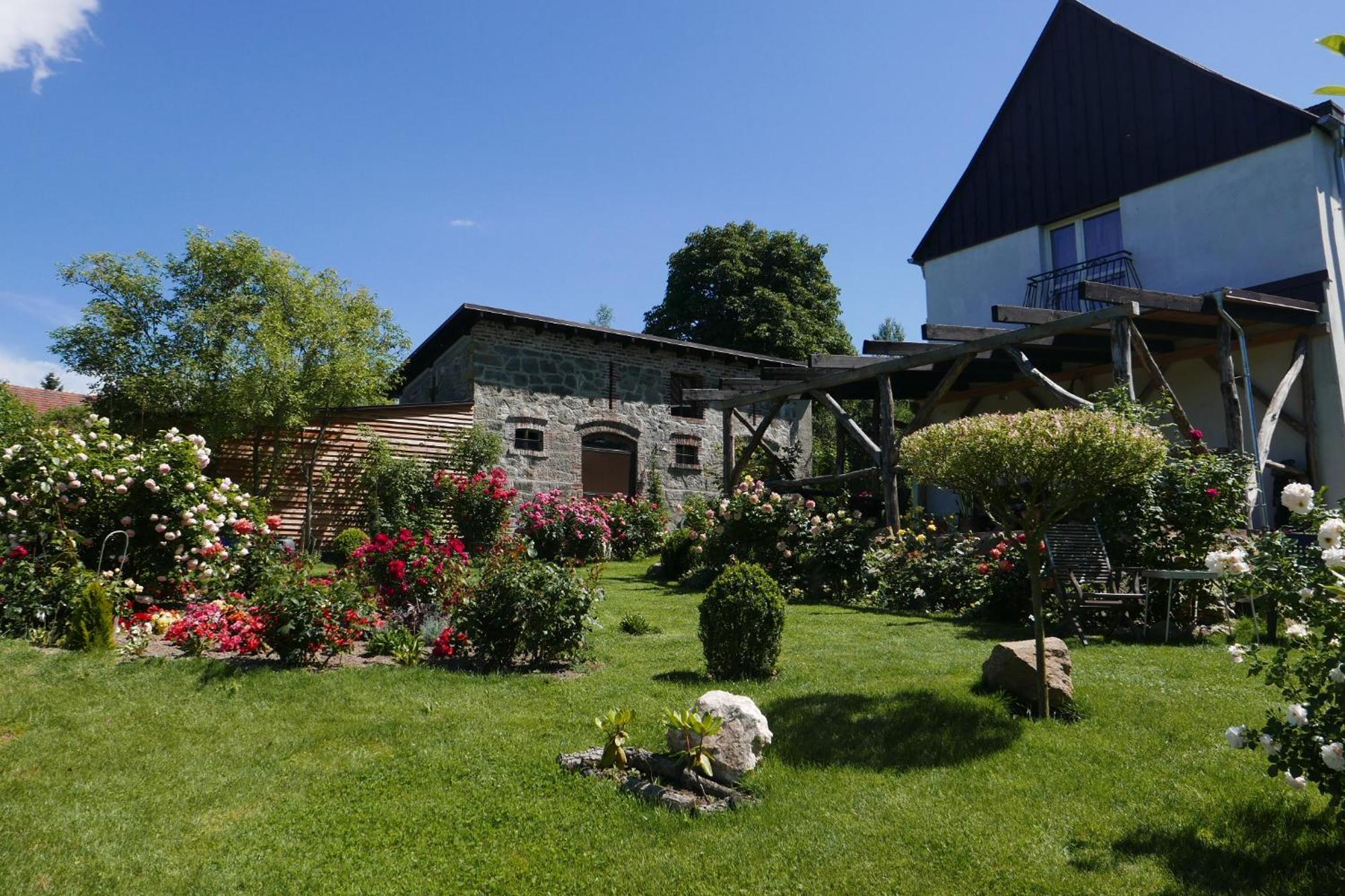 Róże i Jabłonie Agroturystyka Gryfów Slaski Exterior foto