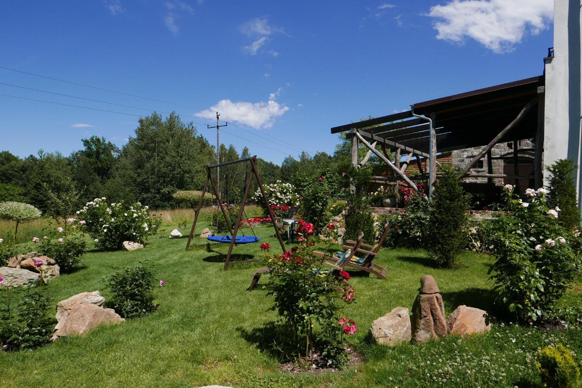 Róże i Jabłonie Agroturystyka Gryfów Slaski Exterior foto